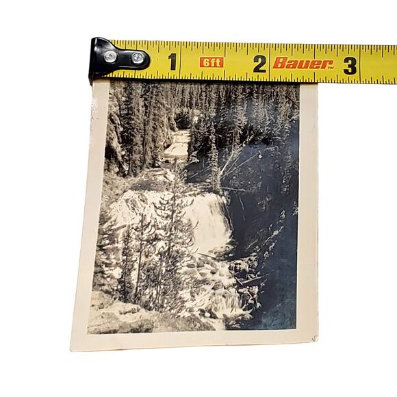 Vtg B&W Original Photo 1940s Found Side View of Beautiful Waterfall Snapshot - Picture 4 of 4